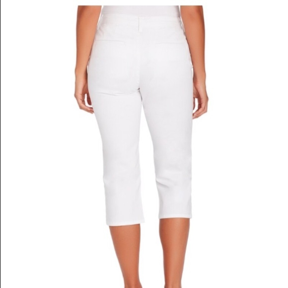 Gloria Vanderbilt white ribbed utility Capri - Picture 3 of 6